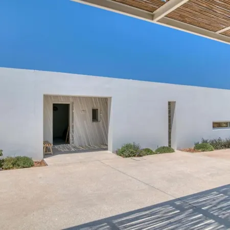 Villa Lampsi - Parean Bliss Naousa (Paros)