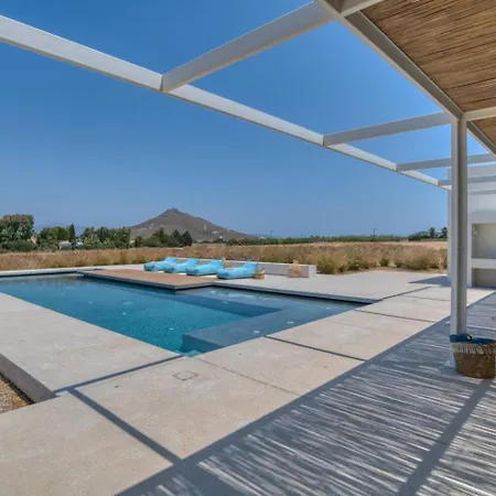 Lampsi - Parean Bliss * Naousa (Paros)